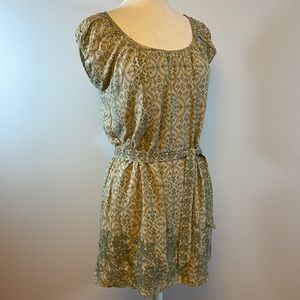 Alya Embroidered Dress